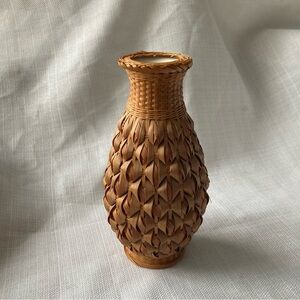 Vintage Wicker Wrapped White Ceramic Bud Vase!